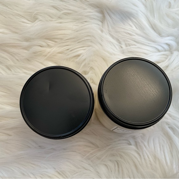 Bath & Body Works Red White & Blue Cake Candles - New x2 - Picture 4 of 7